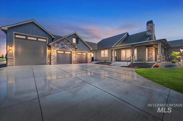 18052 Andorra Ln, Caldwell, ID 83607