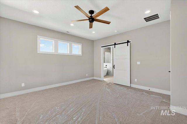 18052 Andorra Ln, Caldwell, ID 83607