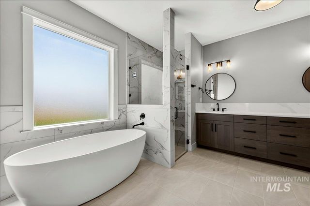 18052 Andorra Ln, Caldwell, ID 83607