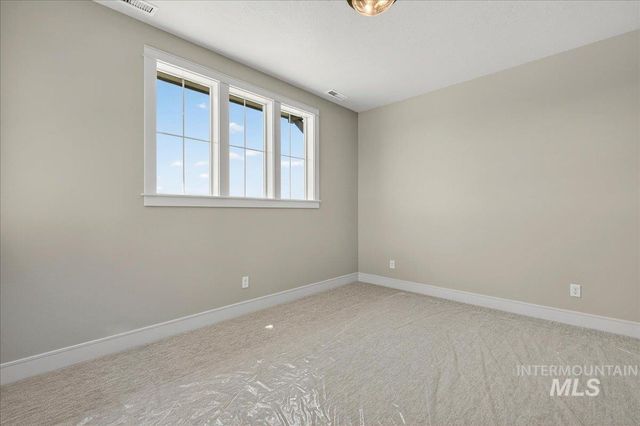 18052 Andorra Ln, Caldwell, ID 83607