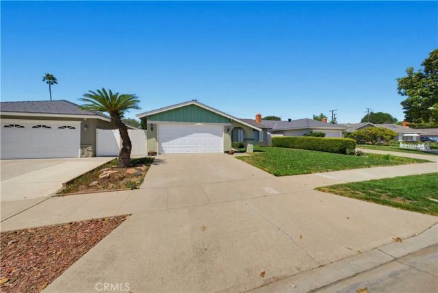 1215 E Mardell, Orange, CA 92866