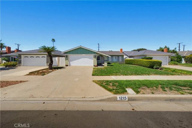 1215 E Mardell, Orange, CA 92866