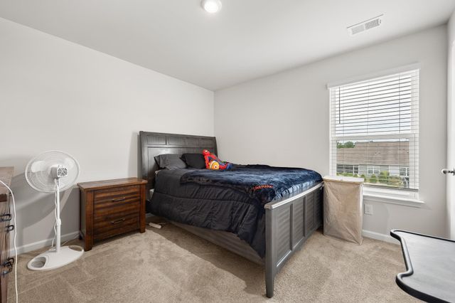 932 Laurens Mill Dr., Myrtle Beach, SC 29579