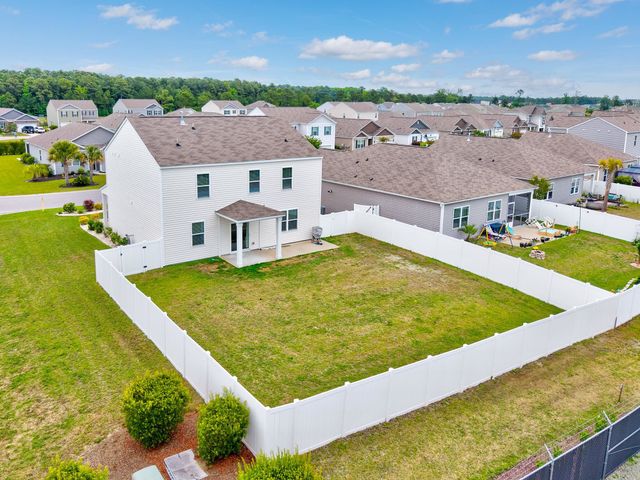 932 Laurens Mill Dr., Myrtle Beach, SC 29579