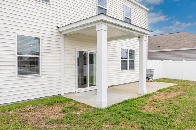 932 Laurens Mill Dr., Myrtle Beach, SC 29579