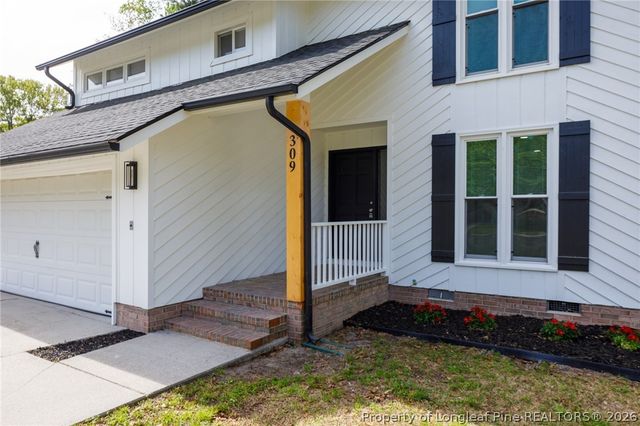 309 Broomfield Court, Fayetteville, NC 28311