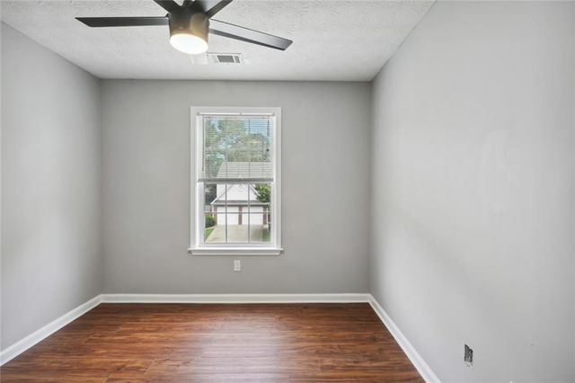1328 Glenover Way, Marietta, GA 30062