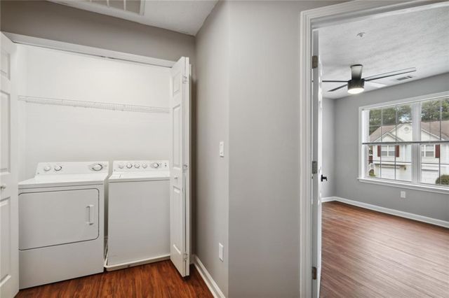 1328 Glenover Way, Marietta, GA 30062