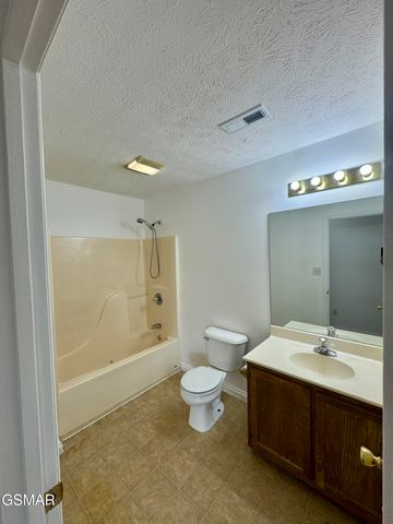 802 Union Dell Court, Sevierville, TN 37876