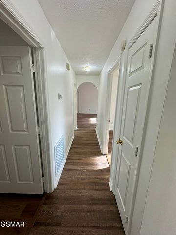 802 Union Dell Court, Sevierville, TN 37876