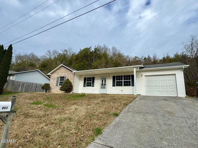 802 Union Dell Court, Sevierville, TN 37876