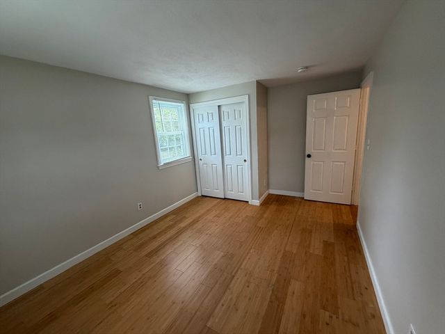 688 Plymouth St, Bridgewater, MA 02324