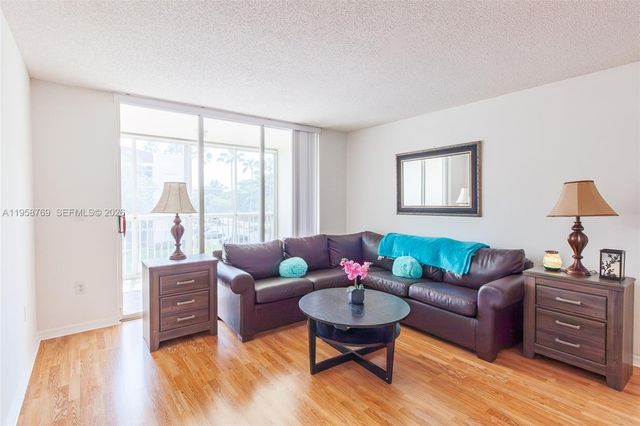 7788 Trent Dr 311, Tamarac, FL 33321