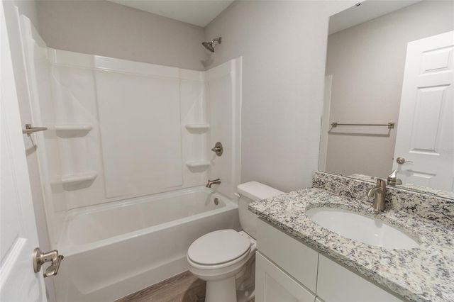 1700 N LAKE PIONEER DRIVE, Avon Park, FL 33825