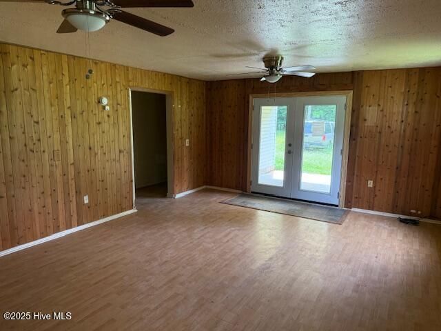 293 Crows Nest Road, Beaufort, NC 28516