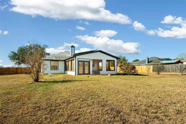 167 Hay Meadow RD, Cedar Creek, TX 78612