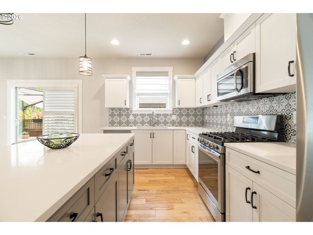 12284 Sw PALERMO St, Wilsonville, OR 97070