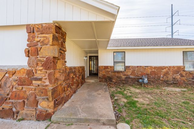 23810 E 103rd Place S, Broken Arrow, OK 74014