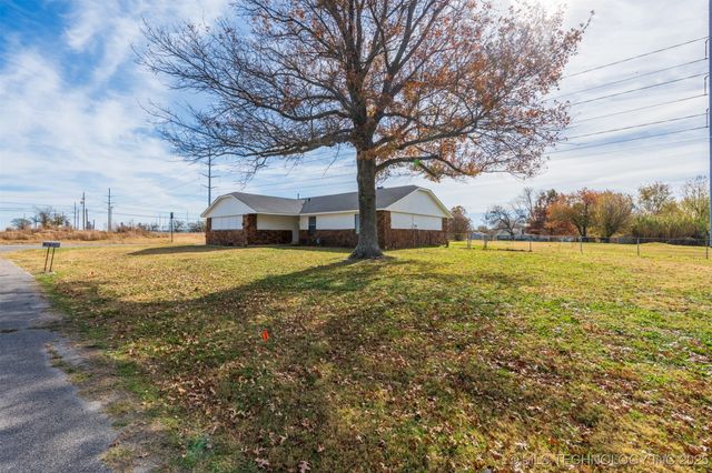 23810 E 103rd Place S, Broken Arrow, OK 74014