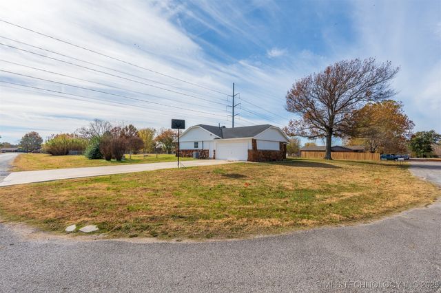23810 E 103rd Place S, Broken Arrow, OK 74014