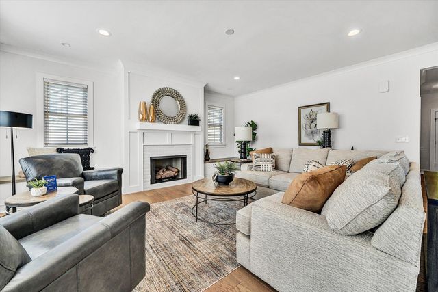 1015 Wilton Park DR, Roanoke, VA 24014