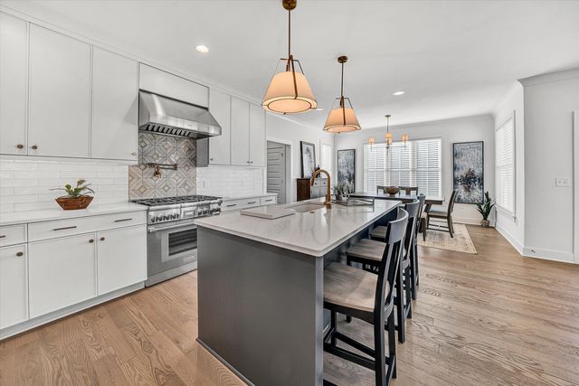 1015 Wilton Park DR, Roanoke, VA 24014