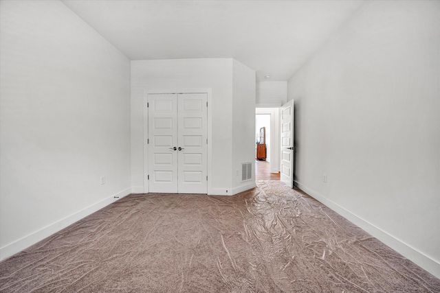 1015 Wilton Park DR, Roanoke, VA 24014
