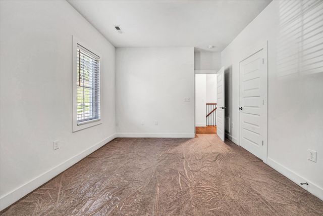 1015 Wilton Park DR, Roanoke, VA 24014