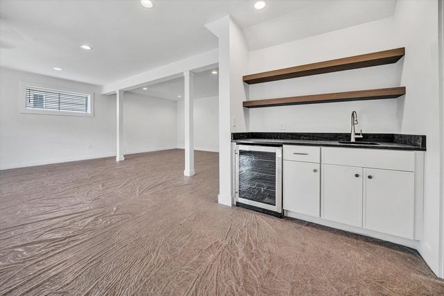 1015 Wilton Park DR, Roanoke, VA 24014