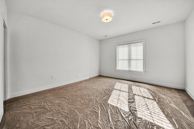 1015 Wilton Park DR, Roanoke, VA 24014