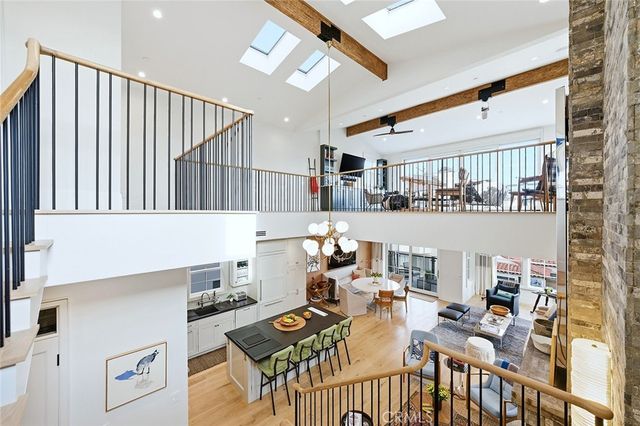 55 59th Place, Long Beach, CA 90803
