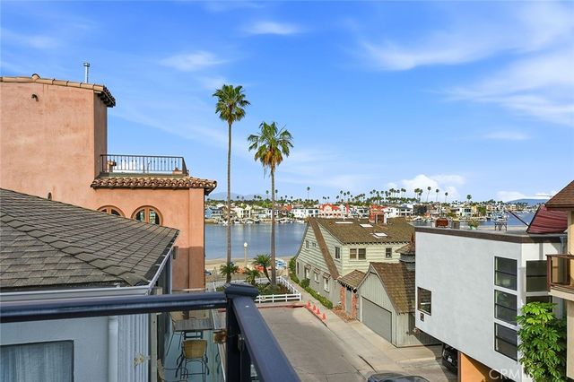 55 59th Place, Long Beach, CA 90803