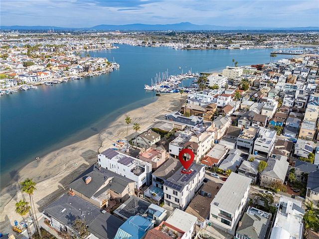 55 59th Place, Long Beach, CA 90803
