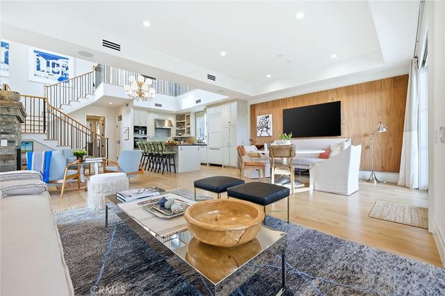 55 59th Place, Long Beach, CA 90803