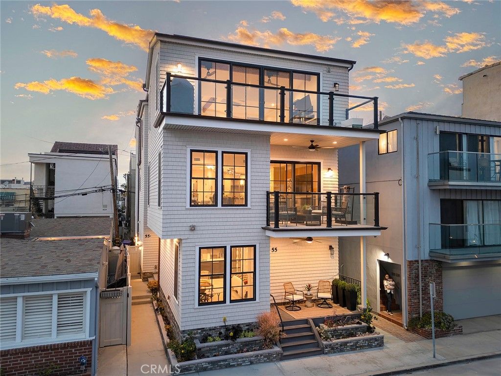 55 59th Place, Long Beach, CA 90803
