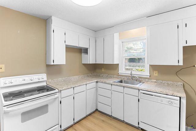 313 Orchard Lane, Warner Robins, GA 31093