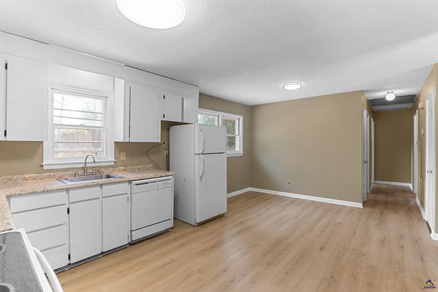 313 Orchard Lane, Warner Robins, GA 31093