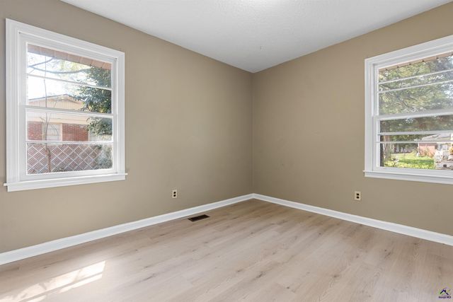 313 Orchard Lane, Warner Robins, GA 31093