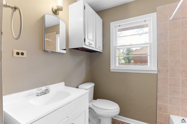 313 Orchard Lane, Warner Robins, GA 31093