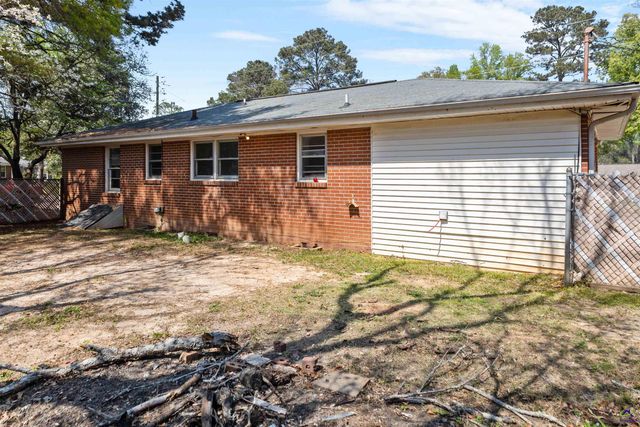 313 Orchard Lane, Warner Robins, GA 31093