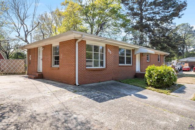 313 Orchard Lane, Warner Robins, GA 31093