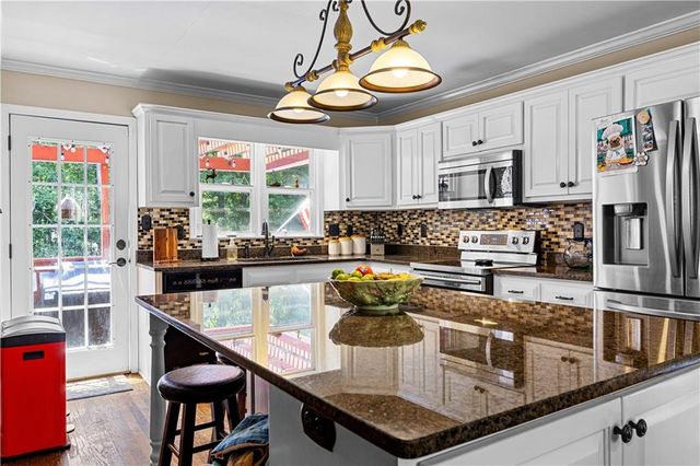 306 Ashford Place, Griffin, GA 30224