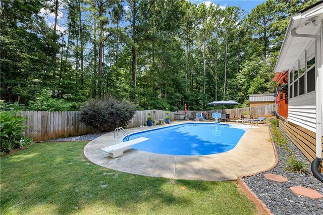 306 Ashford Place, Griffin, GA 30224