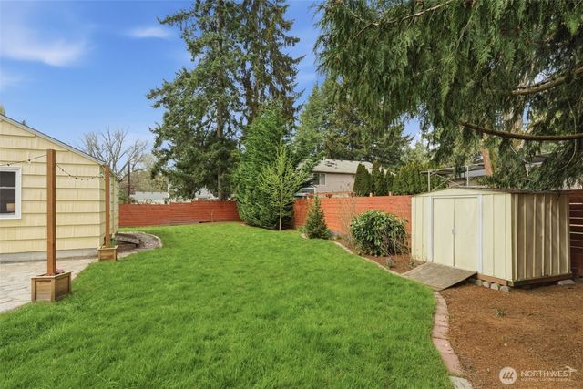 13323 20th Avenue NE, Seattle, WA 98125