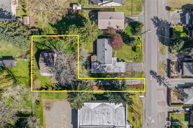 13323 20th Avenue NE, Seattle, WA 98125