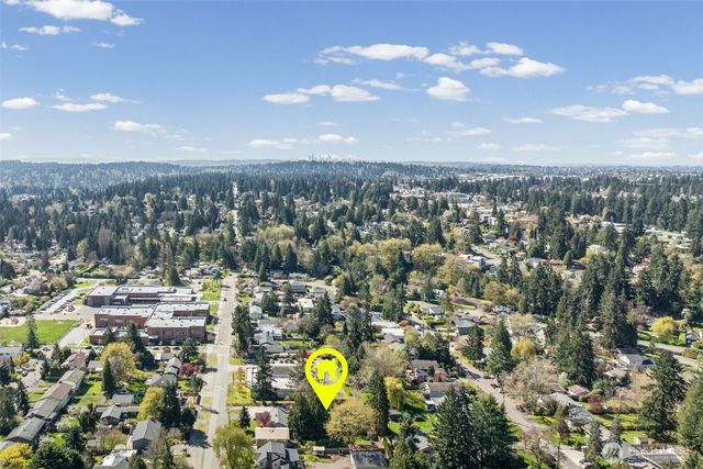 13323 20th Avenue NE, Seattle, WA 98125