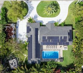 600 NE 4th Street, Pompano Beach, FL 33060