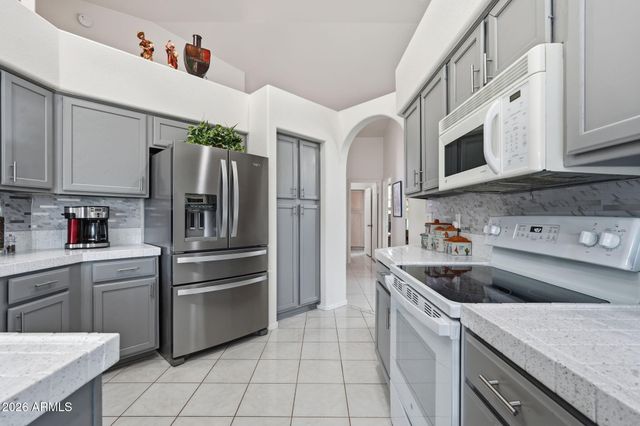 5482 S PYRITE Circle, Gold Canyon, AZ 85118