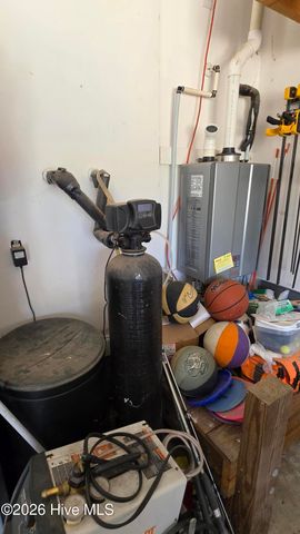 128 Madison Bay Drive, Beaufort, NC 28516