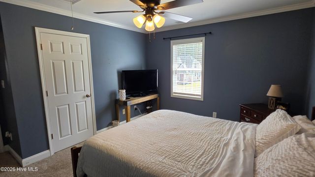 128 Madison Bay Drive, Beaufort, NC 28516